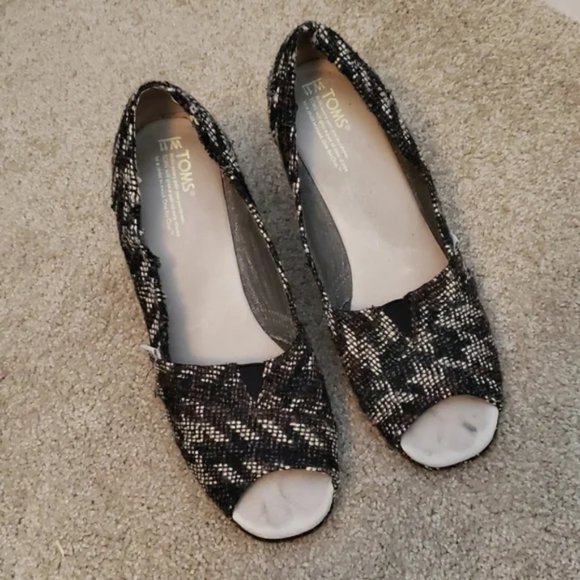TOMS open toe, platform wedge Shoes - Picture 2 of 6